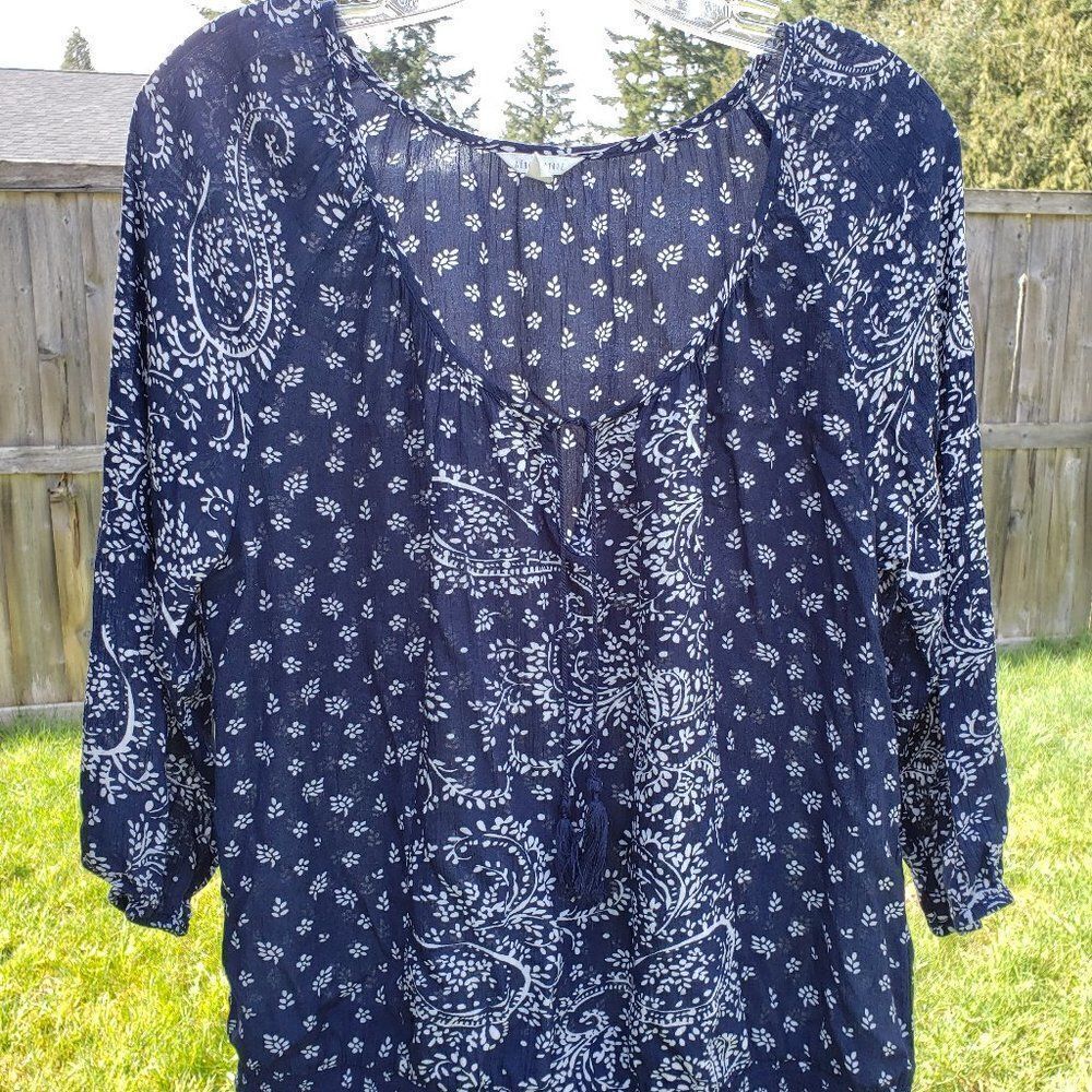 Aeropostale L Navy Blouse